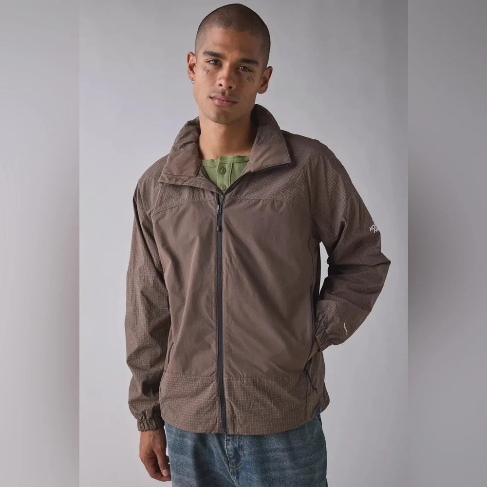 NEW The North Face EG Utility Wind Jacket in Smokey Brown